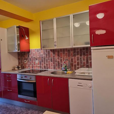 Apartments Jelena Перой Экстерьер фото