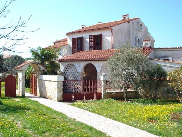 Apartments Jelena Перой Экстерьер фото