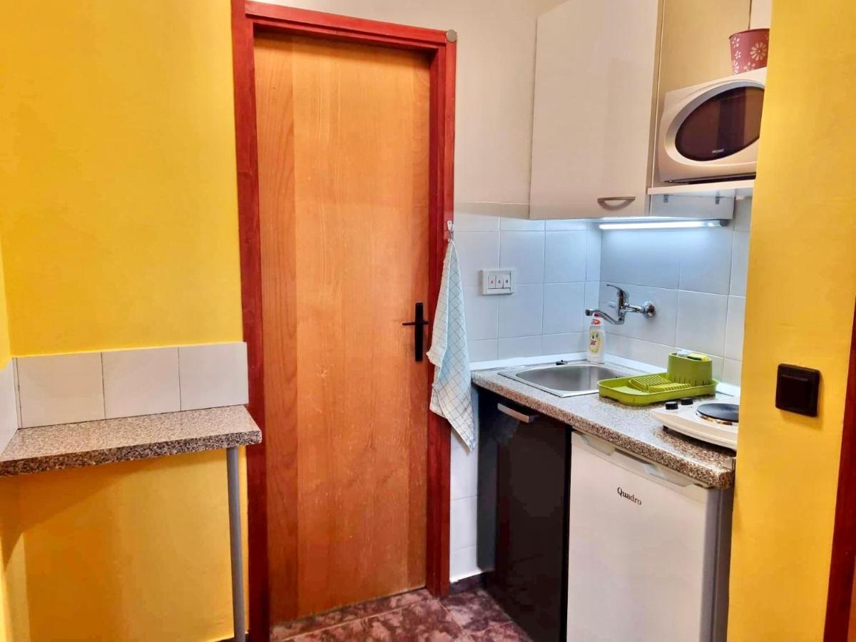 Apartments Jelena Перой Экстерьер фото