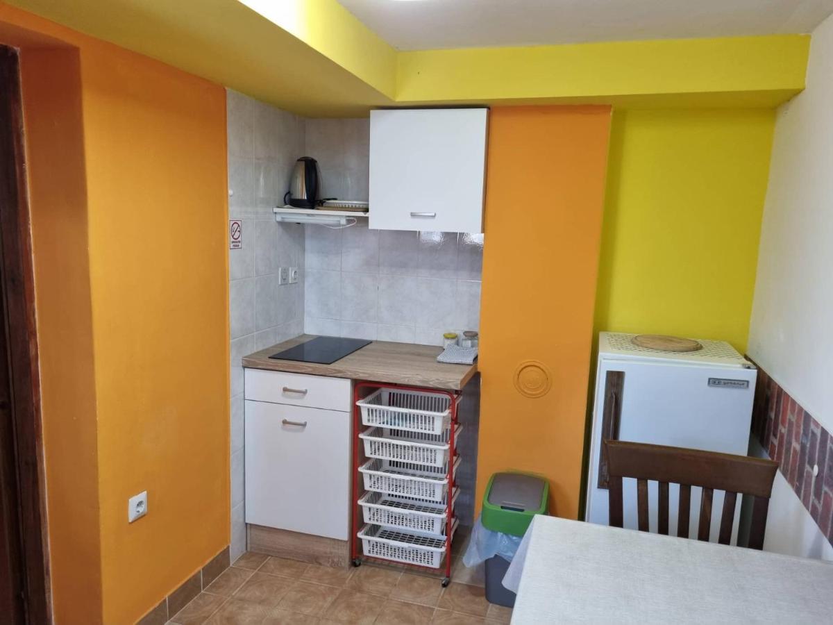 Apartments Jelena Перой Экстерьер фото