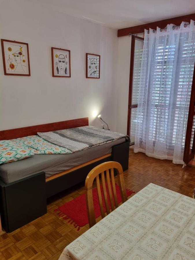 Apartments Jelena Перой Экстерьер фото