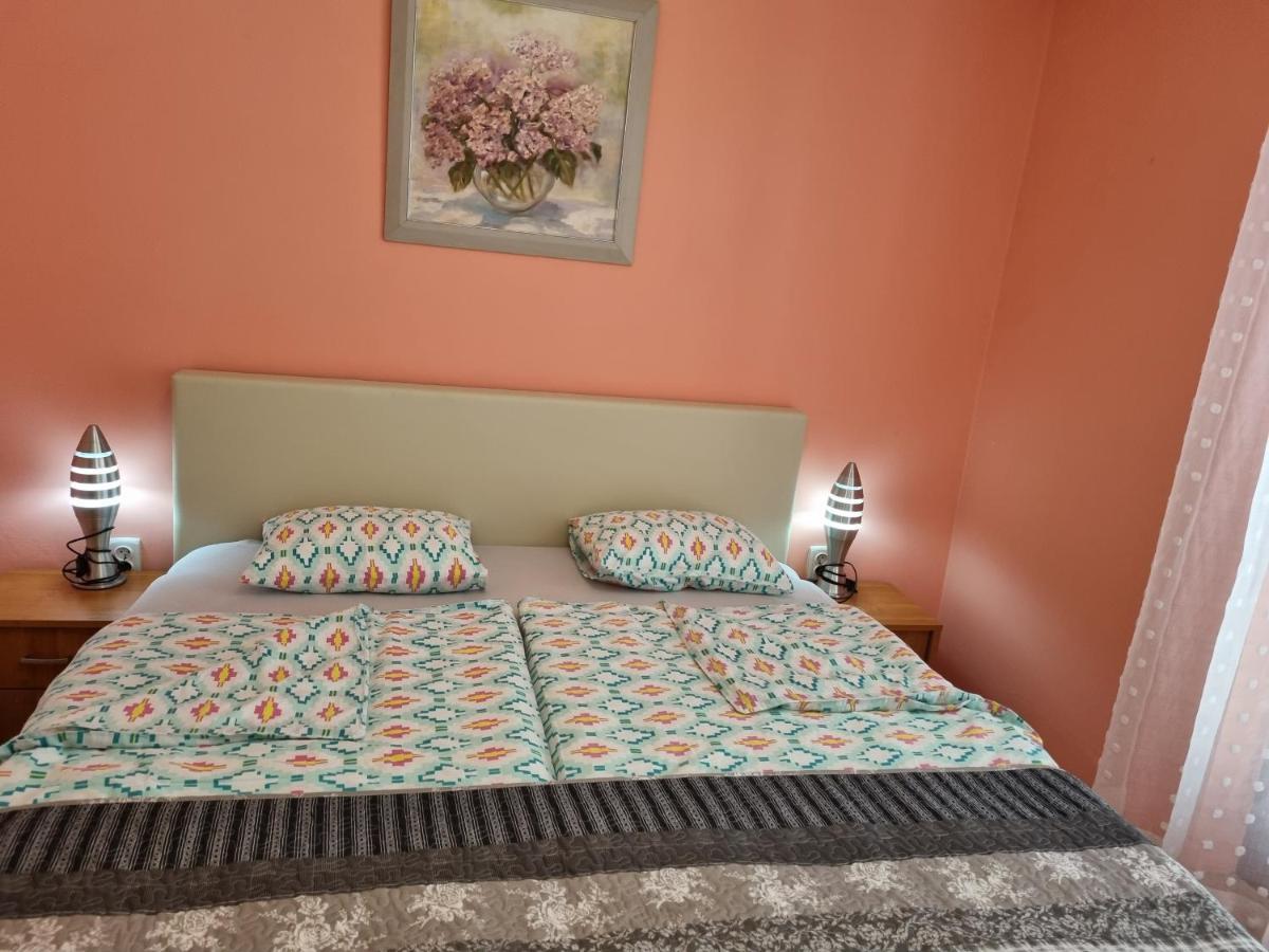 Apartments Jelena Перой Экстерьер фото